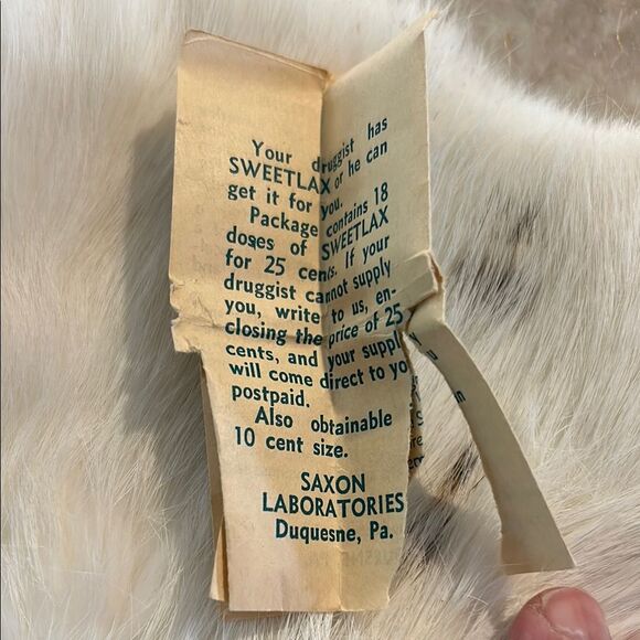 Antique Laxative Tin - Picture 6 of 9